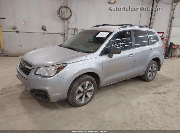 JF2SJABC6HH544116 2017 SUBARU FORESTER Silver Front left