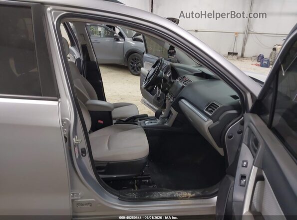 JF2SJABC6HH544116 2017 SUBARU FORESTER Silver Front interior view