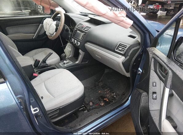 JF2SJABC7JH456472 2018 SUBARU FORESTER 2.5 Синий Вид салона спереди