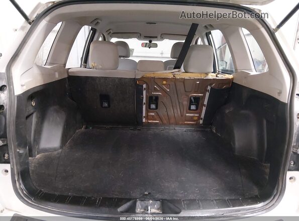 JF2SJABC9JH479073 2018 SUBARU FORESTER White 