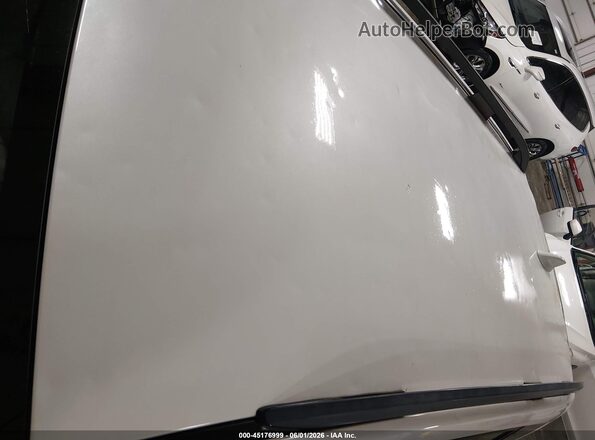 JF2SJABC9JH479073 2018 SUBARU FORESTER White 