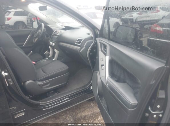 JF2SJABCXJH587461 2018 SUBARU FORESTER Black Вид салону спереду