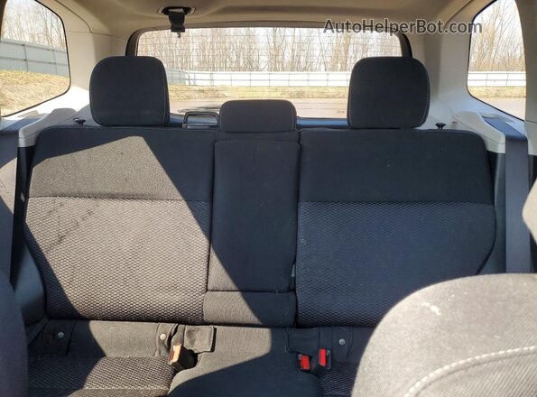 JF2SJADC2GH507026 2016 SUBARU FORESTER Silver Widok tylnych siedzeń
