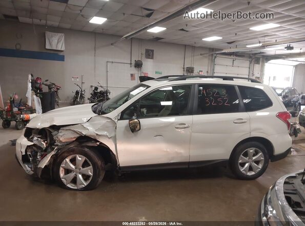 JF2SJADC7GH468577 2016 SUBARU FORESTER White Vista interior de 360 grados