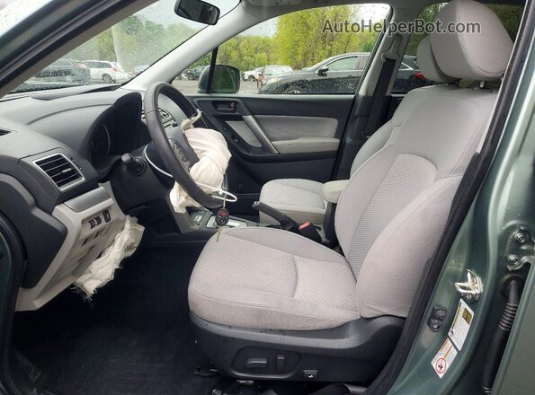 JF2SJAEC0JH489910 2018 SUBARU FORESTER Green 