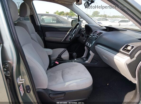 JF2SJAEC0JH572821 2018 SUBARU FORESTER Green Սալոնի դիմացի տեսք