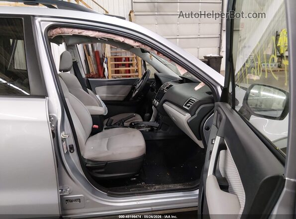 JF2SJAEC5HH481652 2017 SUBARU FORESTER Silver Սալոնի դիմացի տեսք