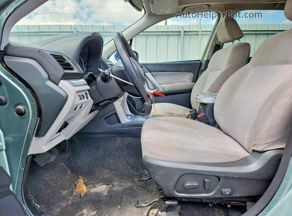 JF2SJAEC5HH487788 2017 SUBARU FORESTER Green Вид салону спереду