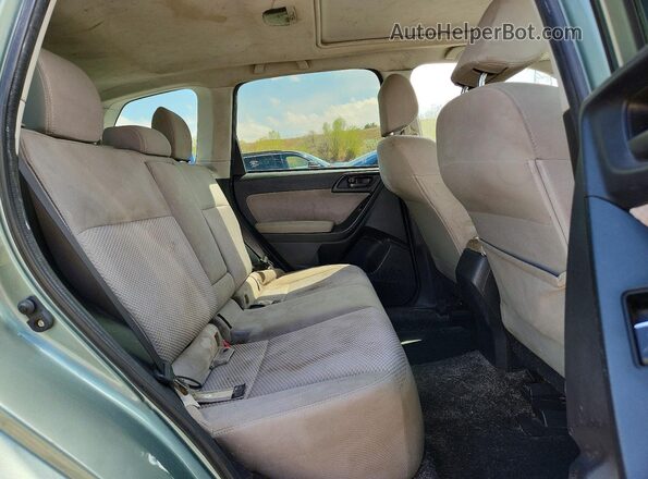JF2SJAEC5HH487788 2017 SUBARU FORESTER Green Вид задньої частини салону