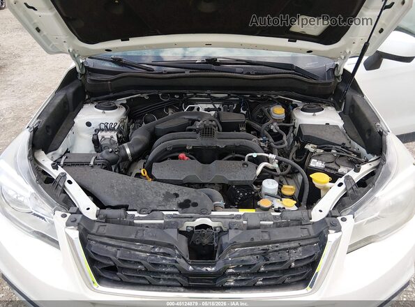 JF2SJAEC8HH402569 2017 SUBARU FORESTER White 