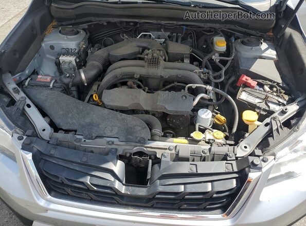 JF2SJAEC8JH455147 2018 SUBARU FORESTER Silver ძრავის განყოფილების ხედი