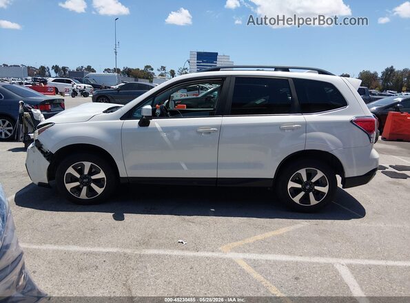 JF2SJAEC9HH531517 2017 SUBARU FORESTER Белый Панорамный вид салона 360°