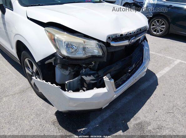 JF2SJAEC9HH531517 2017 SUBARU FORESTER Белый Вид спереди