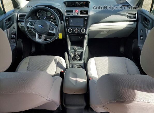 JF2SJAECXHG589660 2017 SUBARU FORESTER Зеленый Вид панели приборов