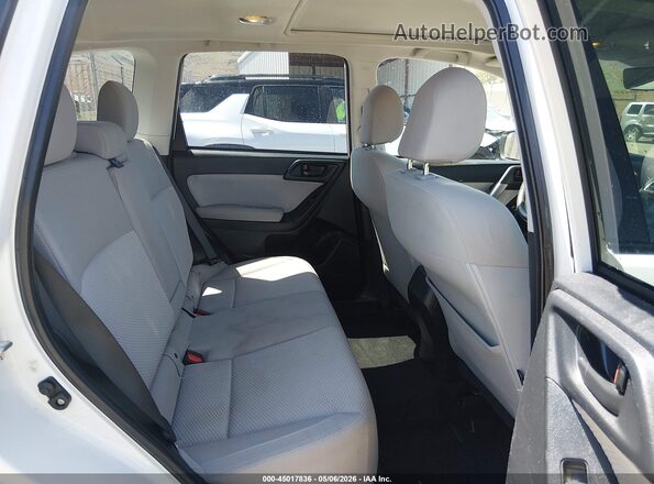 JF2SJAECXHH410821 2017 SUBARU FORESTER 2.5 White VIN կոդի պիտակի տեսք