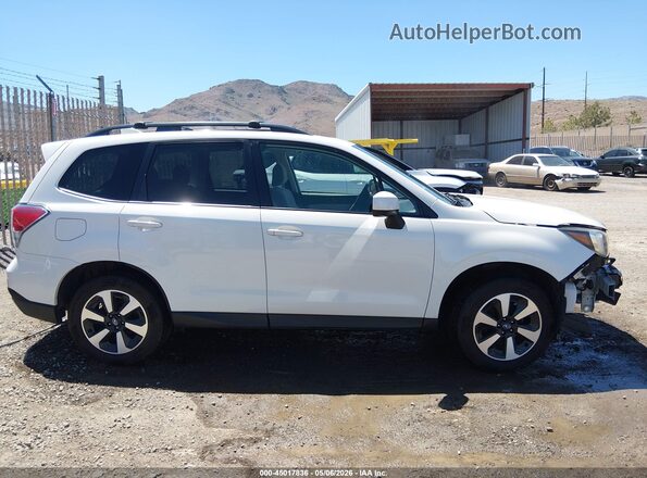 JF2SJAECXHH410821 2017 SUBARU FORESTER 2.5 White Սալոնի 360 աստիճան տեսք