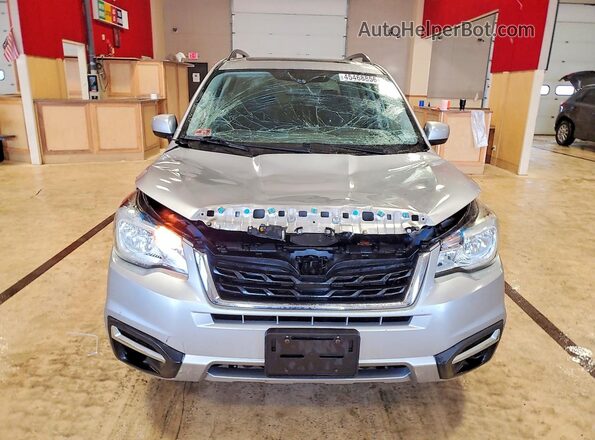 JF2SJAECXHH543997 2017 SUBARU FORESTER Silver Vista frontal