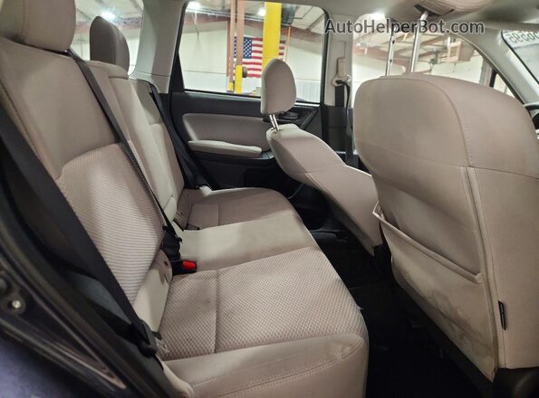 JF2SJAGC2HH484425 2017 SUBARU FORESTER Charcoal 