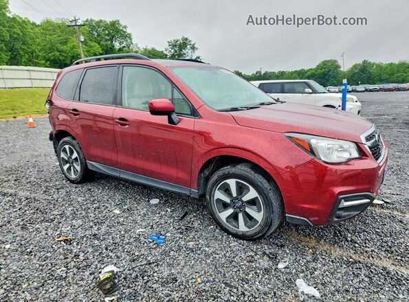 JF2SJAGC3HH577695 2017 SUBARU FORESTER Red 