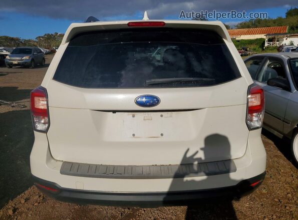 JF2SJAGC3JH441816 2018 SUBARU FORESTER White Widok z tyłu