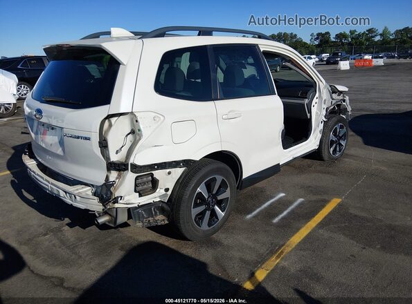 JF2SJAGC3JH508219 2018 SUBARU FORESTER White უკანა მარჯვენა