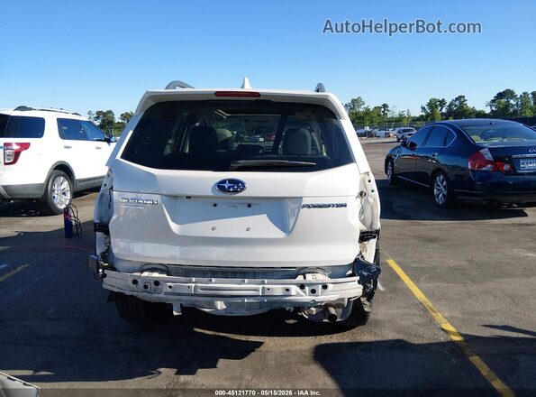 JF2SJAGC3JH508219 2018 SUBARU FORESTER White 