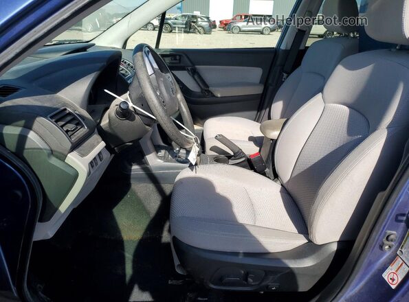 JF2SJAGC6HH573222 2017 SUBARU FORESTER Blue Widok wnętrza z przodu