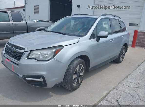 JF2SJAGC9HH571853 2017 SUBARU FORESTER Silver Front left