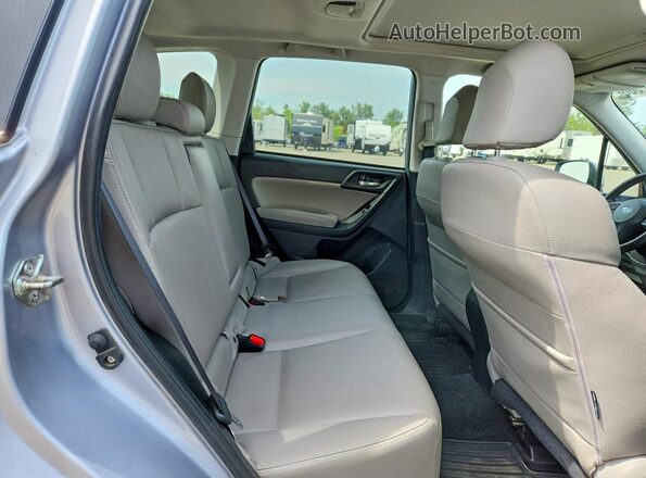 JF2SJAHC4GH418908 2016 SUBARU FORESTER 2.5 Silver 