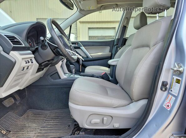 JF2SJAHC4GH418908 2016 SUBARU FORESTER 2.5 Silver 