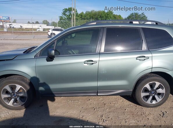 JF2SJAJC8HH532924 2017 SUBARU FORESTER 2.5 Green 