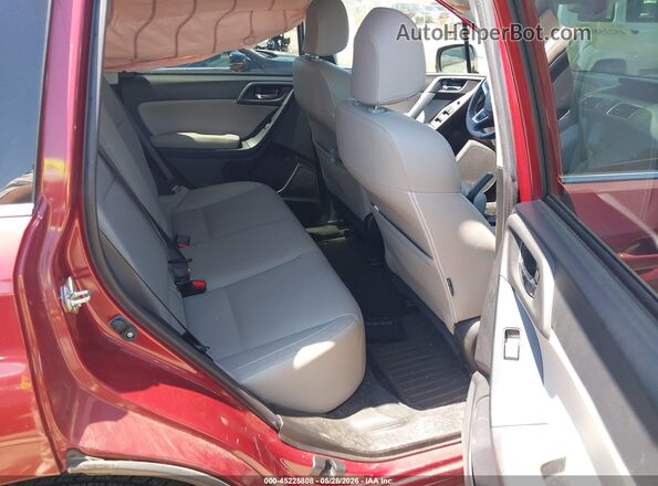 JF2SJAJC8JH477865 2018 SUBARU FORESTER Red VIN կոդի պիտակի տեսք