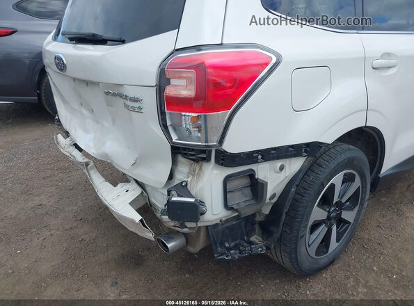 JF2SJAJCXHH543228 2017 SUBARU FORESTER White 