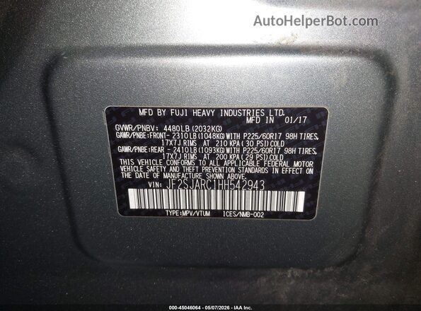 JF2SJARC1HH542943 2017 SUBARU FORESTER 2.5 Green Engine compartment view
