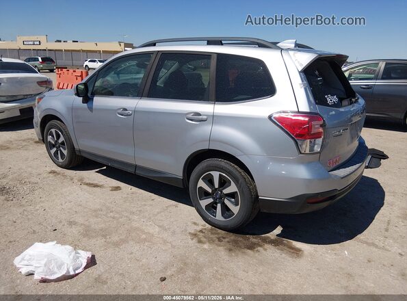 JF2SJARC3JH476028 2018 SUBARU FORESTER 2.5 Silver Trasero izquierdo