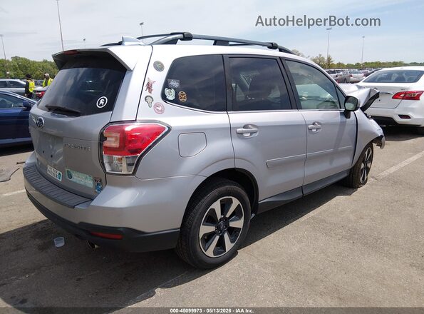 JF2SJARCXJH561898 2018 SUBARU FORESTER 2.5 Gray 