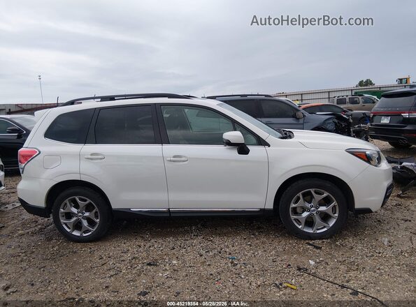 JF2SJATCXHH499759 2017 SUBARU FORESTER White 