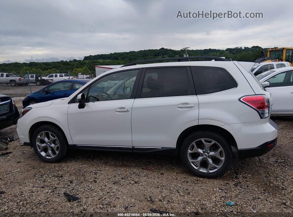 JF2SJATCXHH499759 2017 SUBARU FORESTER White 