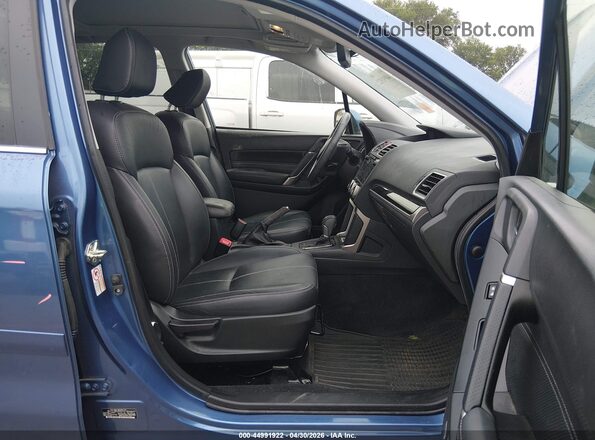 JF2SJAWC0HH482335 2017 SUBARU FORESTER 2.5I TO Blue Вид салону спереду