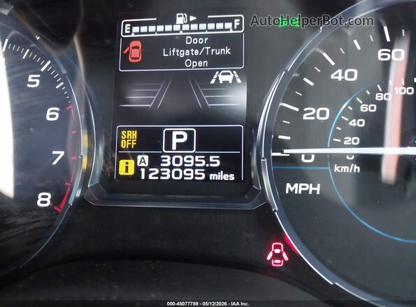 JF2SJAWC0JH471292 2018 SUBARU FORESTER 2.5I TO Black Widok tylnych siedzeń
