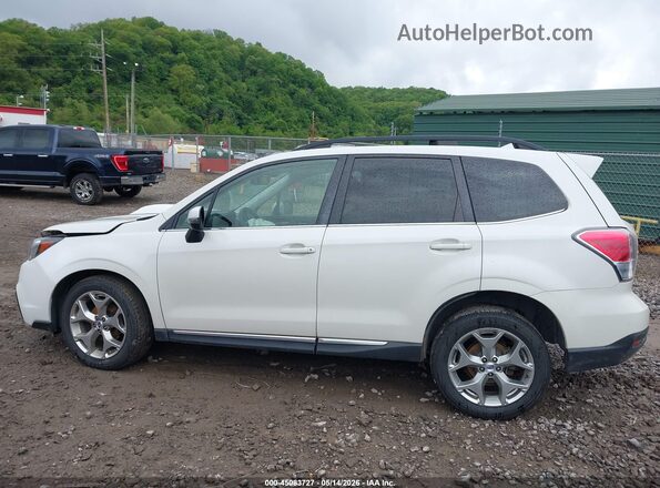 JF2SJAWC4JH486815 2018 SUBARU FORESTER White 