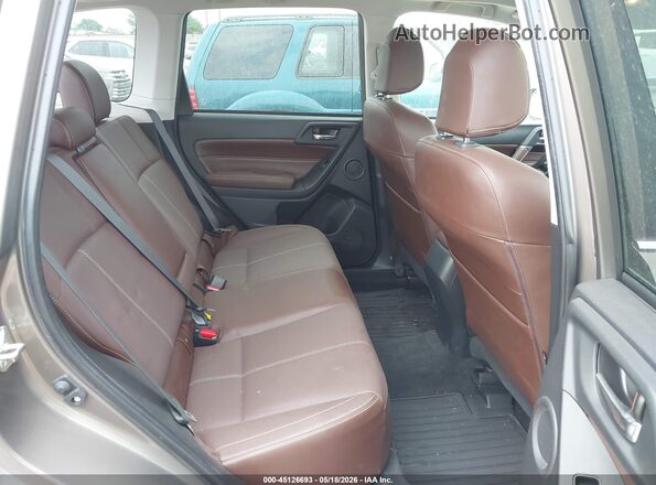 JF2SJAWC7JH519970 2018 SUBARU FORESTER Beige VIN կոդի պիտակի տեսք