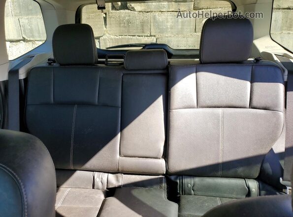 JF2SJGWC8JH493110 2018 SUBARU FORESTER Silver Widok tylnych siedzeń