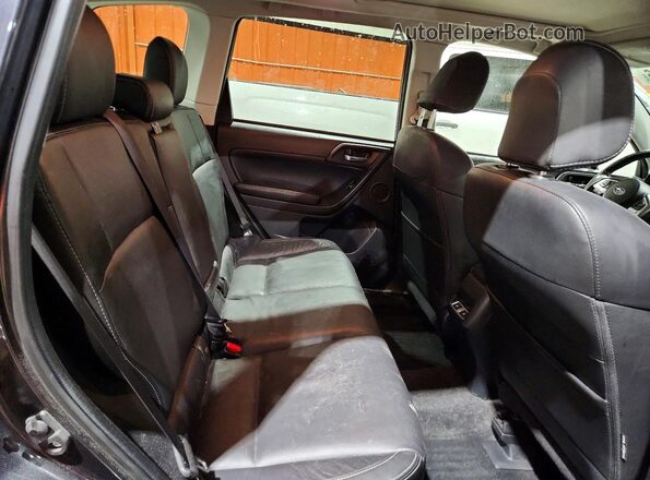 JF2SJHSC4HH415767 2017 SUBARU FORESTER Gray Вид задньої частини салону