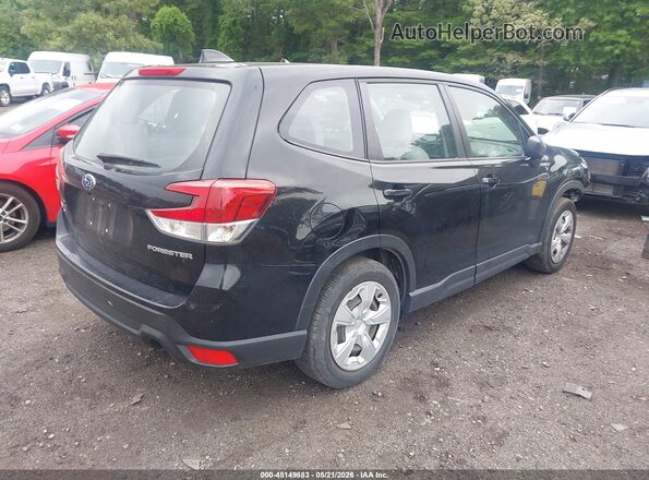 JF2SKAAC3MH508571 2021 SUBARU FORESTER Черный Задняя правая четверть