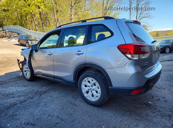 JF2SKACC8KH426023 2019 SUBARU FORESTER Silver 