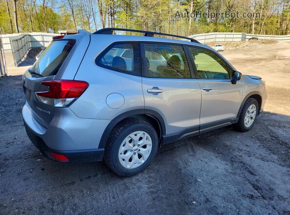 JF2SKACC8KH426023 2019 SUBARU FORESTER Silver 