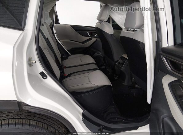 JF2SKACC8NH450035 2022 SUBARU FORESTER White Widok naklejki z numerem VIN