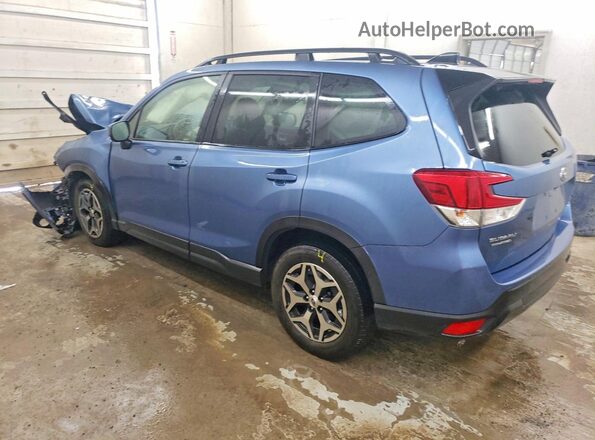 JF2SKACC8RH421320 2024 SUBARU FORESTER Blue 