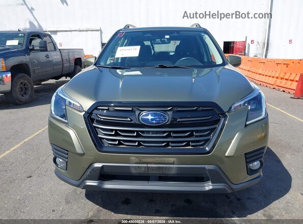 JF2SKAEC3NH466091 2022 SUBARU FORESTER Зеленый 